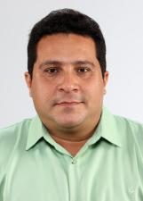 Retrato de ROBERTO CANUTO