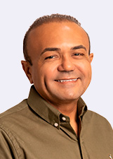 Retrato de DEDÉ DA TOPIC