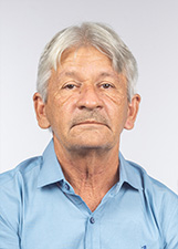 Retrato de DERCIO DAS CANINHAS