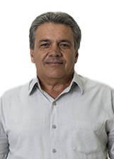 Retrato de RENATO VIANA