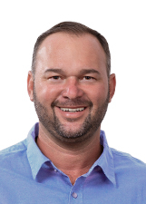 Retrato de HELINHO LIMA