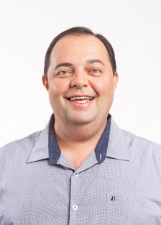Retrato de LÉO PORTUGUÊS