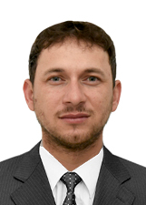 Retrato de VALÉRIO DEMONER