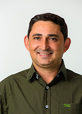 Retrato de VOLNEY BATISTA