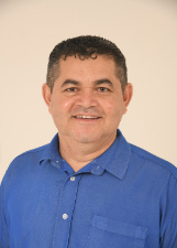 Retrato de BI DOURADO