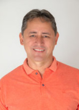 Retrato de JAIRO MARINHO