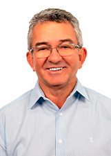 Retrato de DEUSMAR BARBOSA