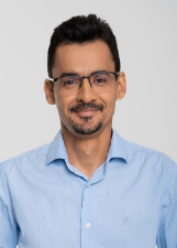 Retrato de EUDES ARAÚJO