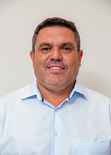 Retrato de DIOGO REZENDE