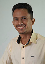 Retrato de VINICIUS MANDUCA